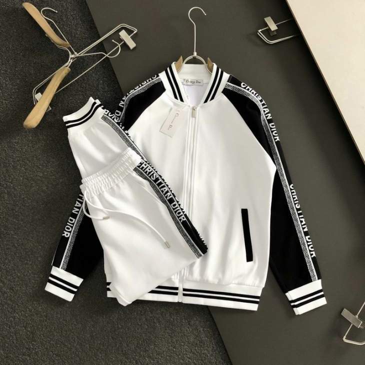 Picture of Dior Sweater Suits _SKUDiorM-3XLomtr13738510